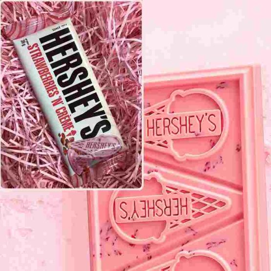 Hersheys Strawberries N Creme Bar 39G