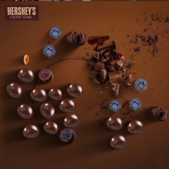 Hersheys Exotic Dark Blueberry & Acai 100G