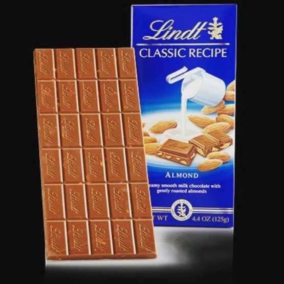 Lindt Swiss Milk Chocolate with Almonds Bar 100G