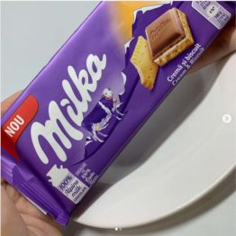 Milka Cream & Biscuit Milk Chocolate Bar 100G